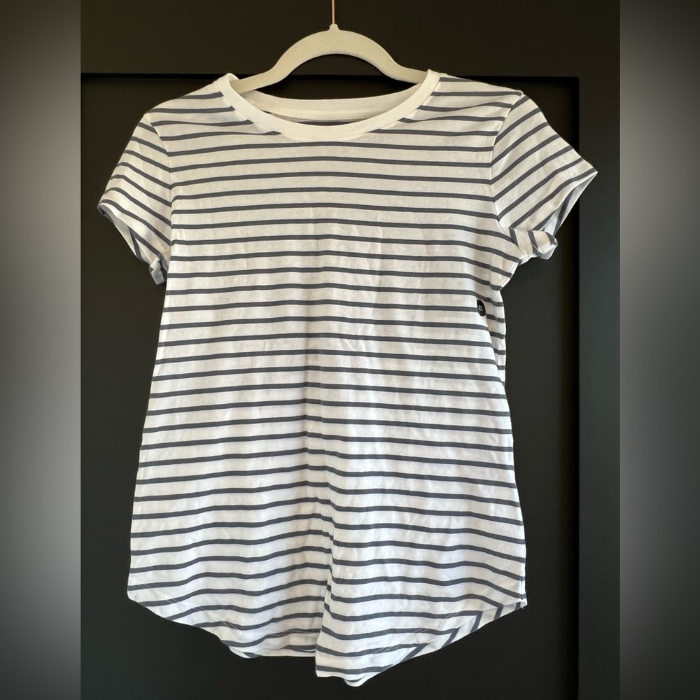 Abercrombie & Fitch Tee